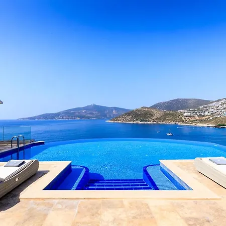 Canim Hotel